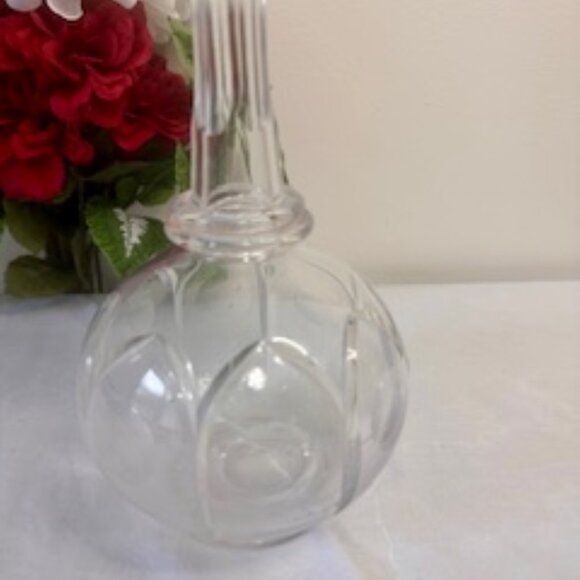 Vintage Crystal Cut Glass Decanter with Faceted Stopper Elegant Barware or Gift - Picture 3 of 5